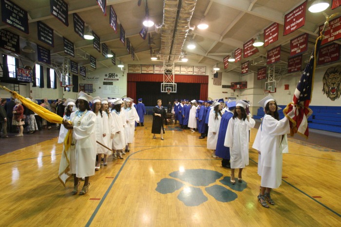 Sacred Heart Graduation 108716757.jpg